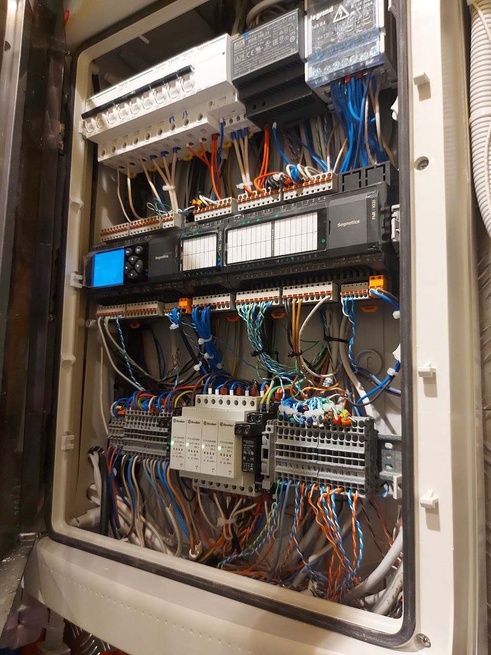 Профессиональный монтаж систем вентиляции и кондиционирования